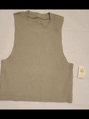 aerie Ribbed Sleeveless Crop Top in Olive